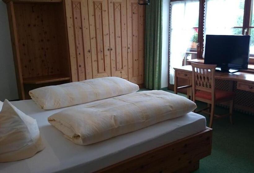 חדר אקזקיוטיב, Motel Zum Schweizerbartl