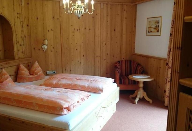 חדר אקזקיוטיב, Motel Zum Schweizerbartl