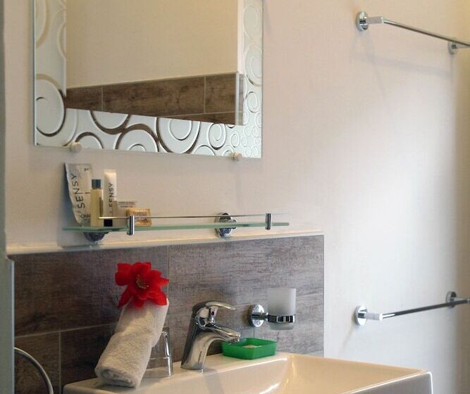 سوییت با چشمانداز کوه, O Casarao Guesthouse