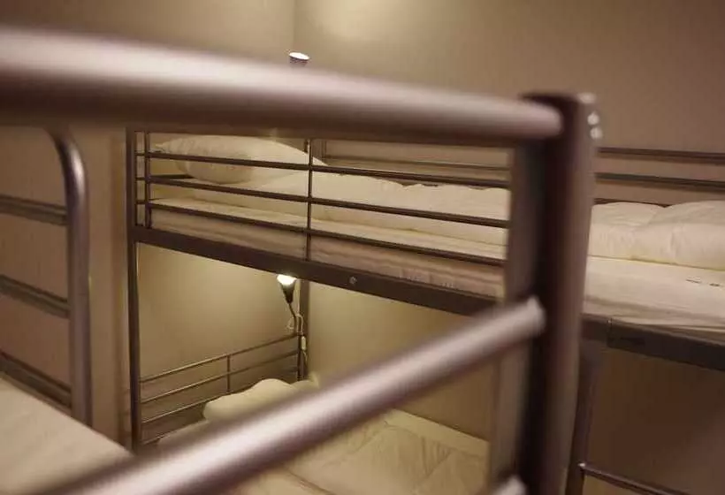 バス共有のスタンダードルーム, Spoton Hostel & Sportsbar