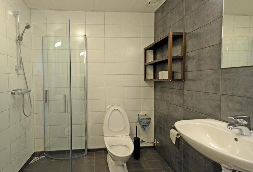 豪华房间, Spoton Hostel & Sportsbar