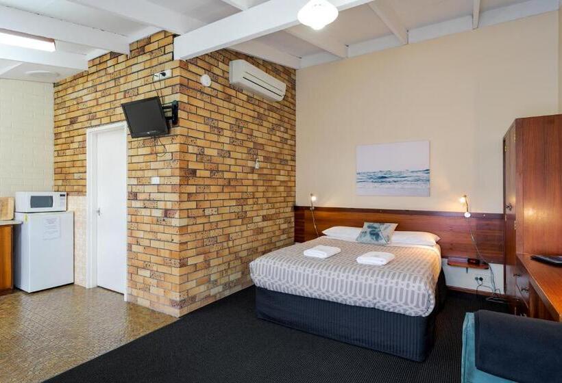 Студия Стандарт, Albany Holiday Units