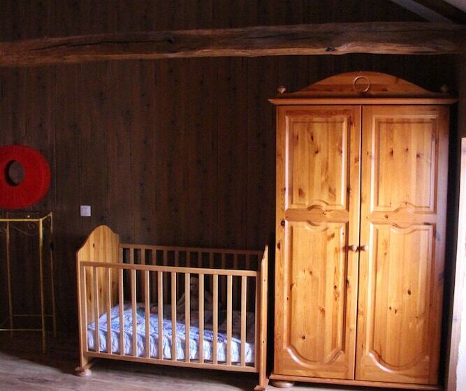 スイート(家族用), Domaine D Alcapies