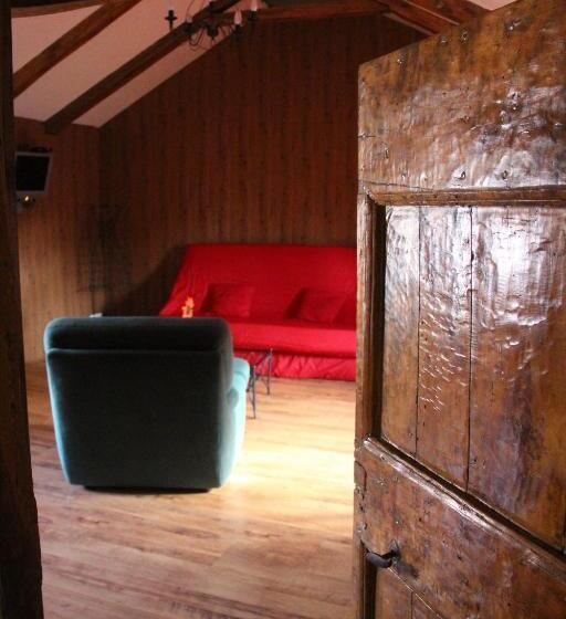 スイート(家族用), Domaine D Alcapies