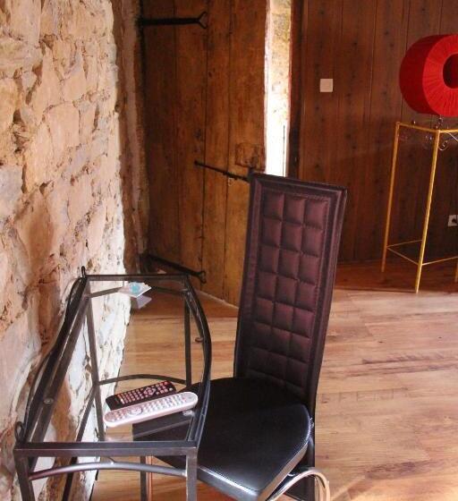 スイート(家族用), Domaine D Alcapies