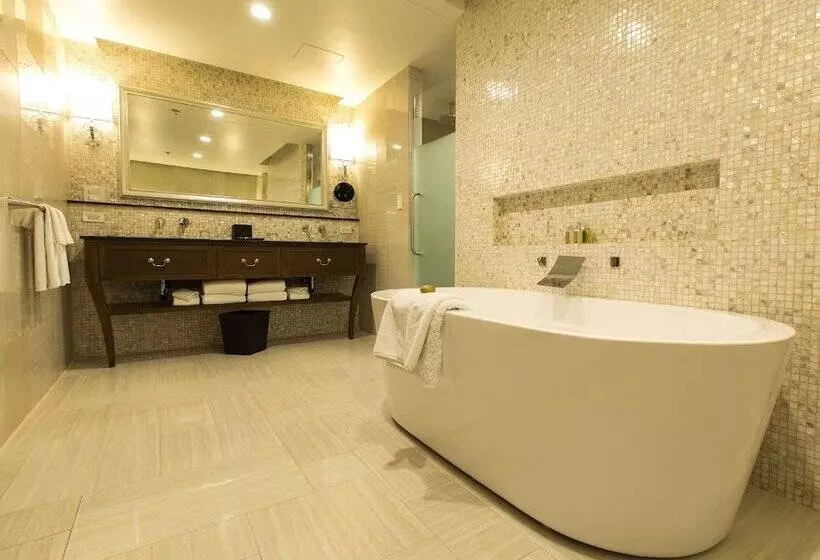 エクゼクティブスイート, Dusit Thani Guam Resort