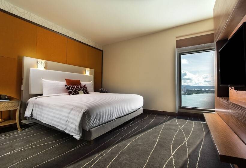 Executive Suite, Dusit Thani Guam Resort