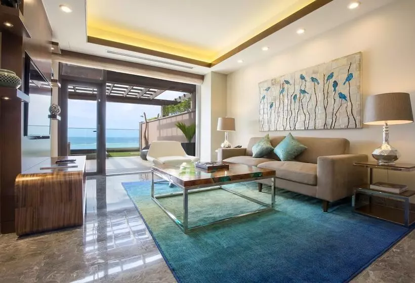 オーシャンビューの１ベッドルームビラ, Dusit Thani Guam Resort