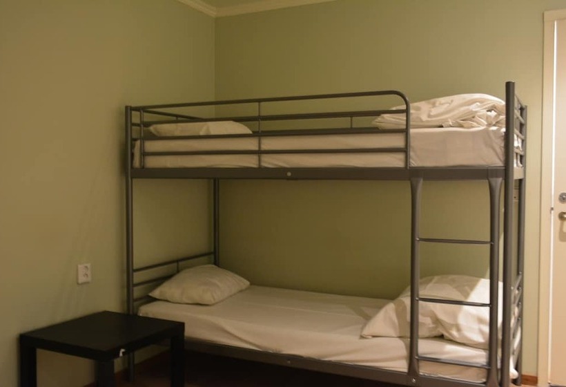 Номер Стандарт Четырехместный Совместный Санузел, Holiday Hostel