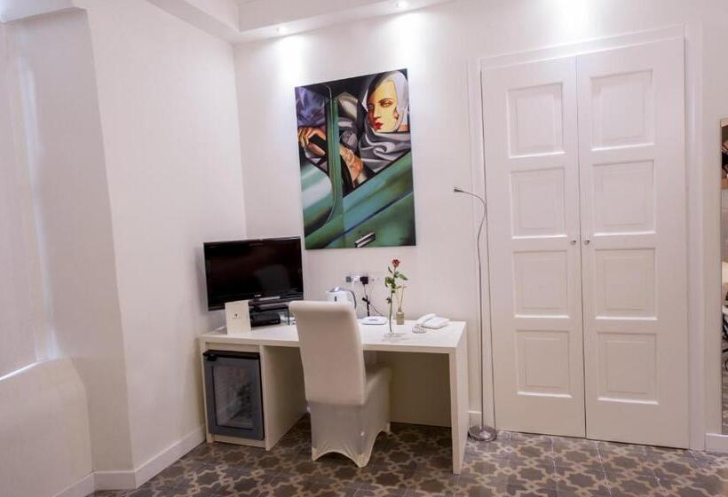 غرفة قياسية رباعية, Edificio 15 House Elite