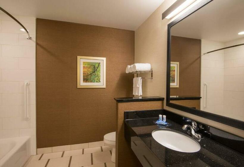 Номер Стандарт, Fairfield Inn & Suites By Marriott Fort Wayne Southwest