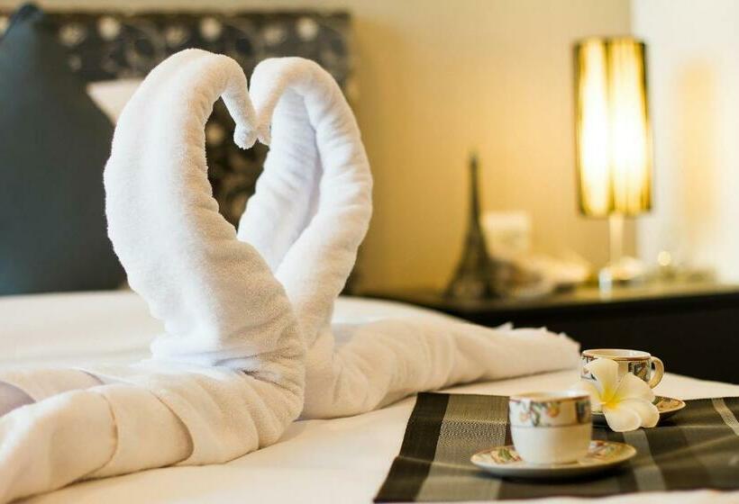 스탠다드 룸, Leelawadee Grand