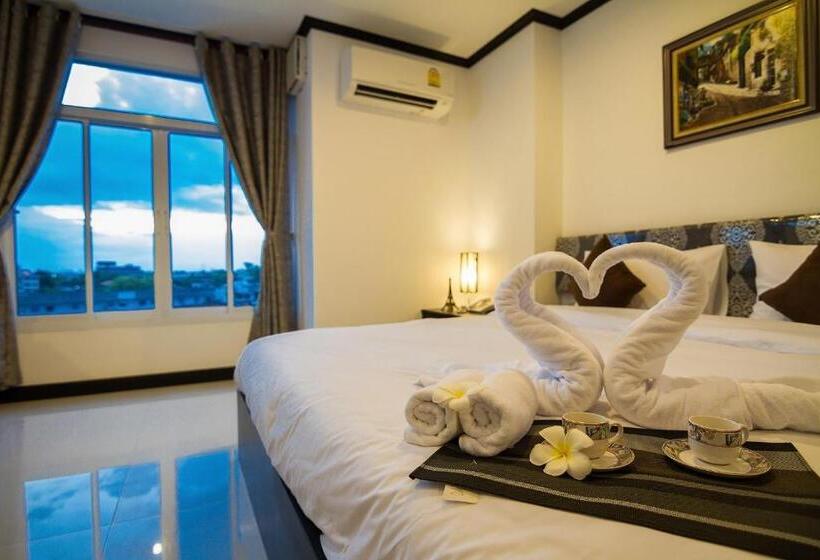 스위트 킹사이즈 침대, Leelawadee Grand