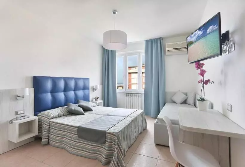 اتاق استاندارد با چشمانداز دریا, Nuovo Tirreno