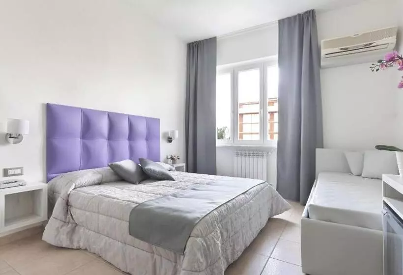 اتاق استاندارد با چشمانداز دریا, Nuovo Tirreno