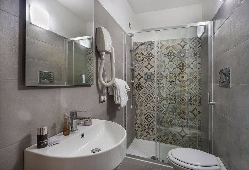 Triple Room Sea View, Nuovo Tirreno