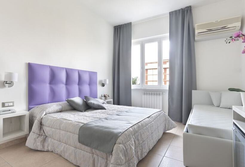 4 Bett Standardzimmer, Nuovo Tirreno