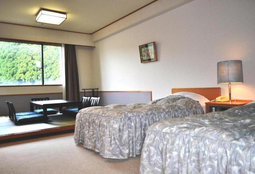 Номер Стандарт, Tateyama Kokusai