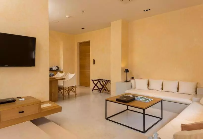 シングルデラックスルーム, Toscana Town Square Suites