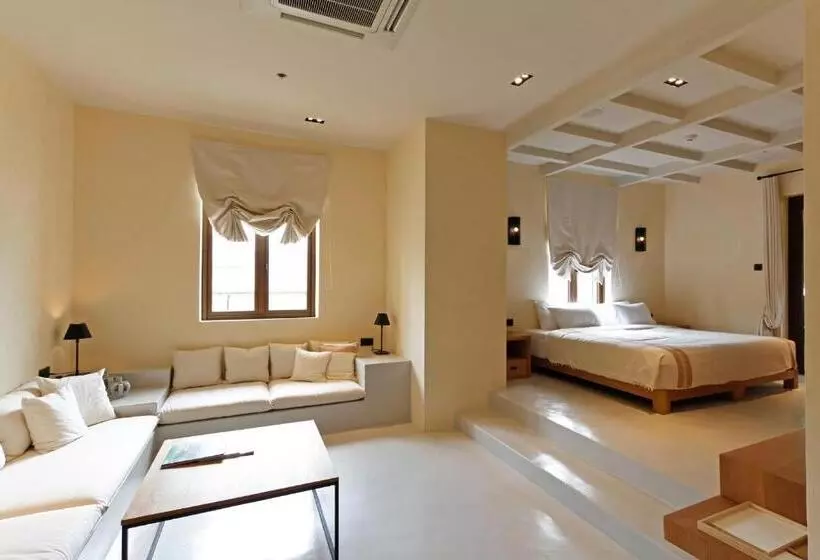 シングルデラックスルーム, Toscana Town Square Suites