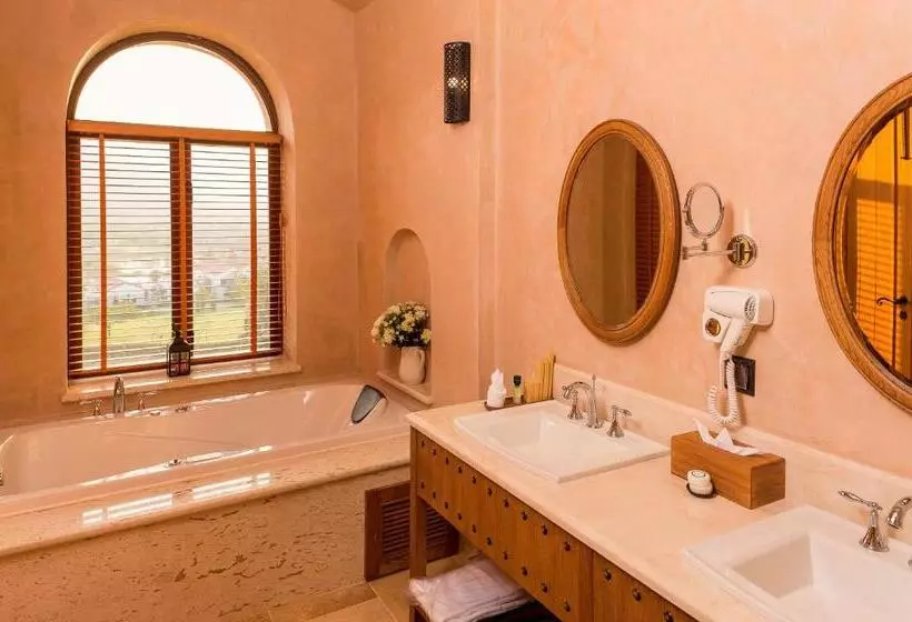 スイート, Toscana Town Square Suites