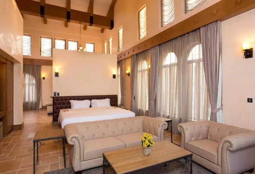 スイート, Toscana Town Square Suites
