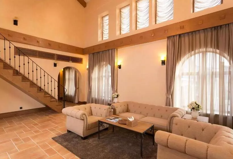 スイート, Toscana Town Square Suites
