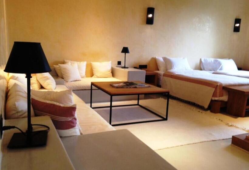 Номер Стандартный с Видом, Toscana Town Square Suites