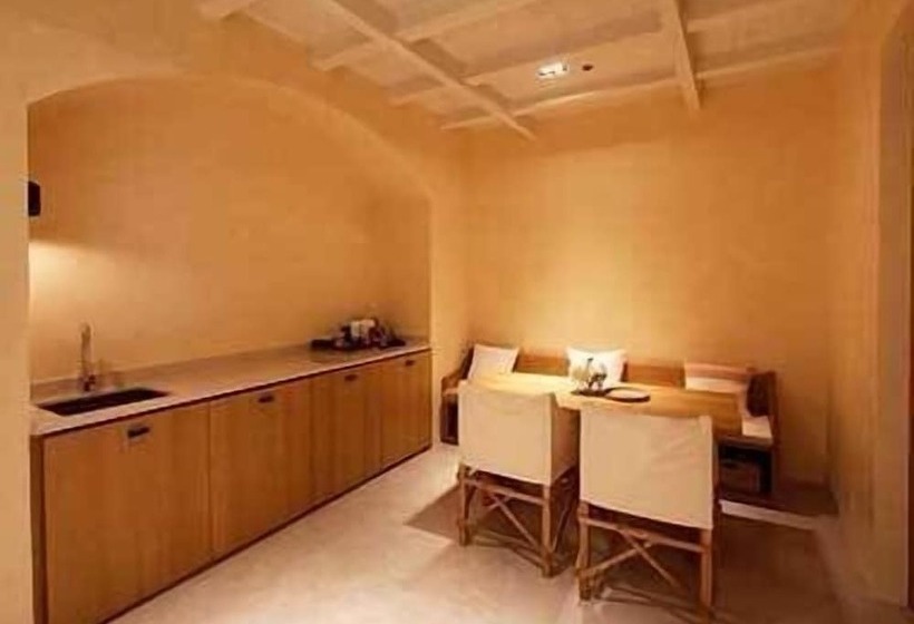 스탠다드 도시전망 룸, Toscana Town Square Suites