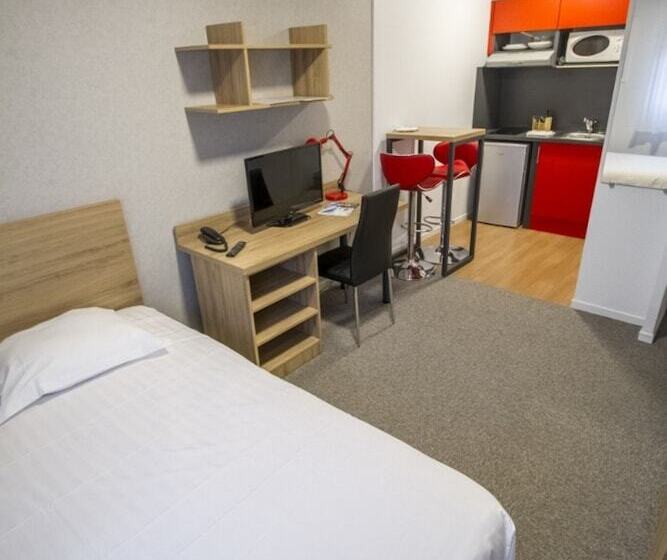 Студия Стандарт, Kosy Appart Hôtel Le Champ De Mars Reims