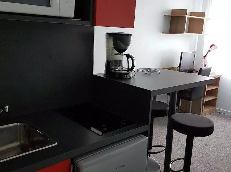 استودیوی استاندارد, Kosy Appart Hôtel Le Champ De Mars Reims