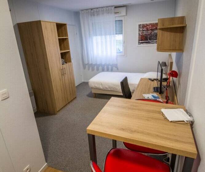 Студия Стандарт, Kosy Appart Hôtel Le Champ De Mars Reims