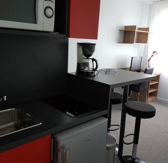 חדר סטודיו סטנדרד, Kosy Appart Hôtel Le Champ De Mars Reims