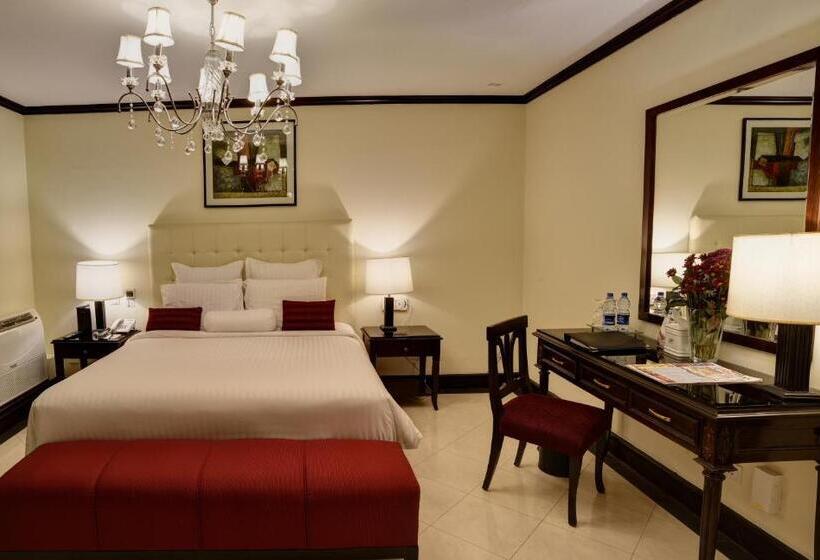 سوییت لوکس, Pearl Continental Bhurban