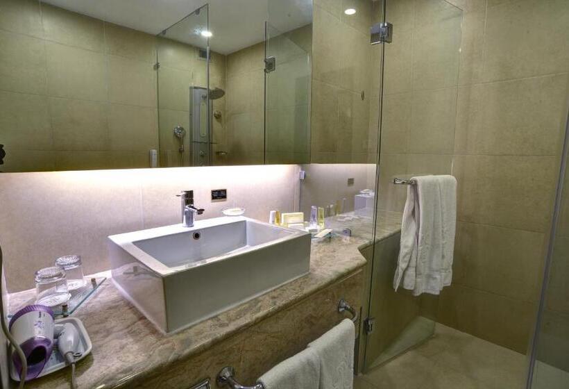 سوییت لوکس, Pearl Continental Bhurban