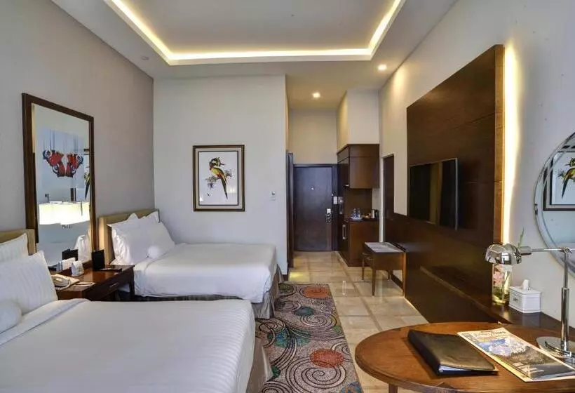 اتاق اجرایی, Pearl Continental Bhurban