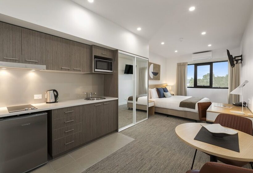 חדר סטודיו סטנדרד, Quest Nowra