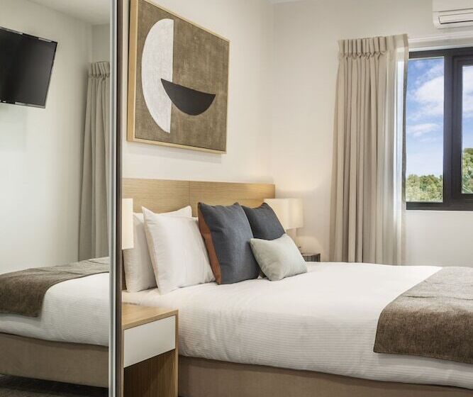 스탠다드 스튜디오, Quest Nowra