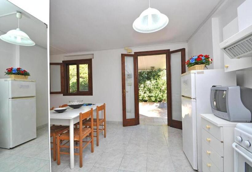 בית, חדר שינה 1, Residence Elena