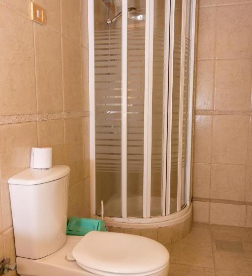 بانگلوی استاندارد, Shams Hotel & Dive Centre