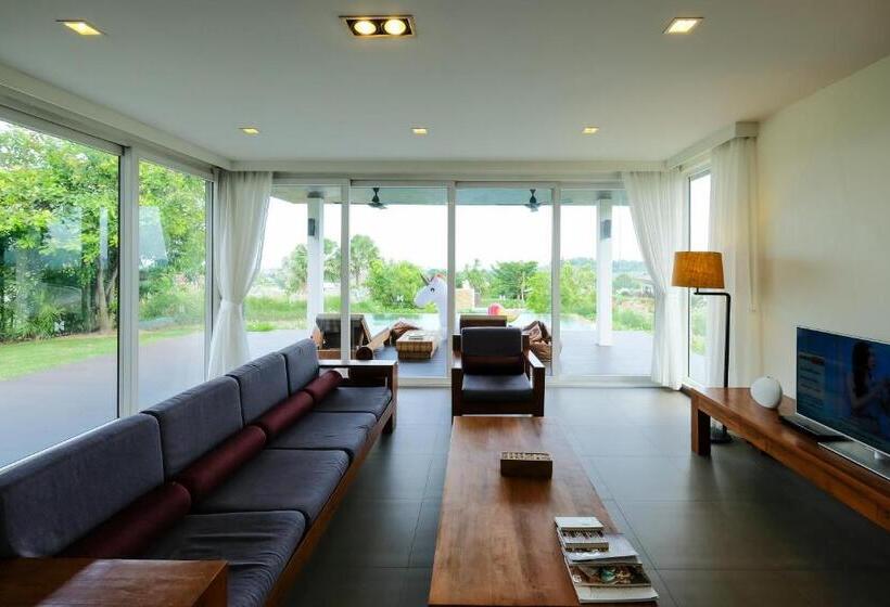 וילת 3 חדרי שינה עם בריכה, The Spirit Resort Hua Hin