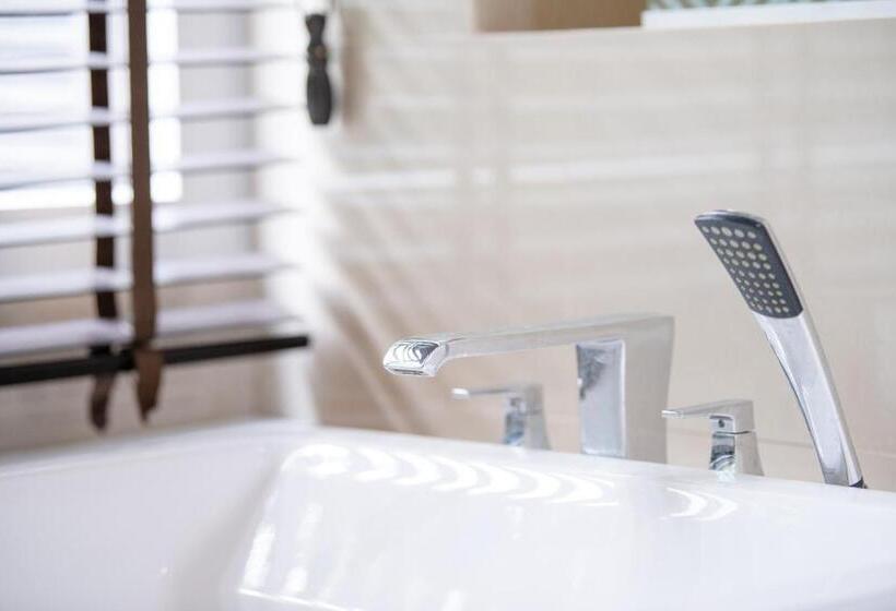 וילת דלוקס 2 חדרי שינה עם בריכה, The Spirit Resort Hua Hin