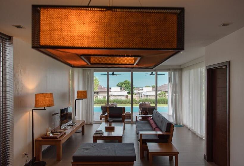 וילה בת 2 חדרי שינה, The Spirit Resort Hua Hin