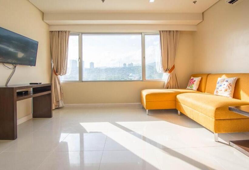 高级套房, Alicia Apartelle