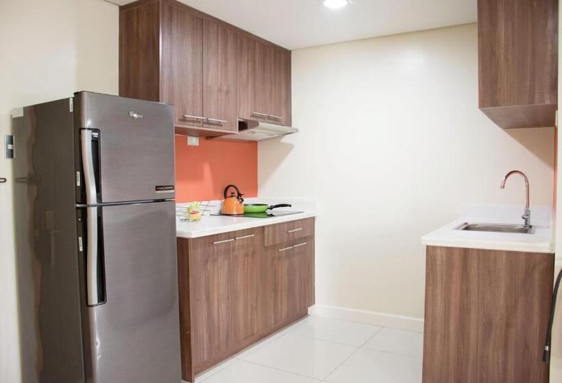 Люкс Deluxe 2 Спальни, Alicia Apartelle