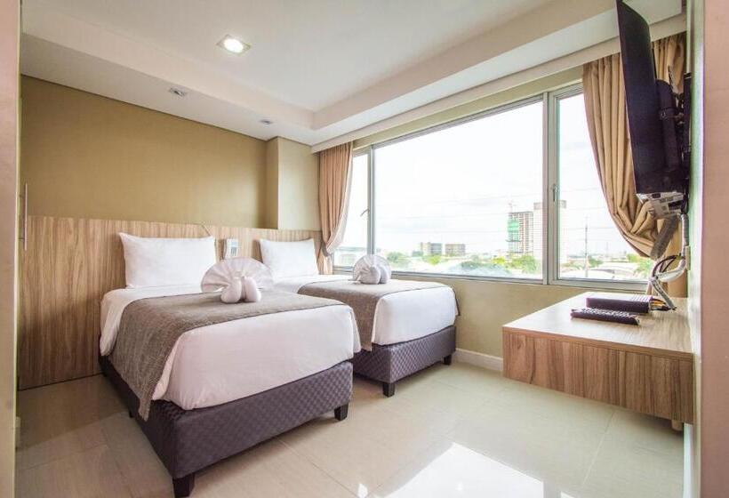 Студия Deluxe, Alicia Apartelle