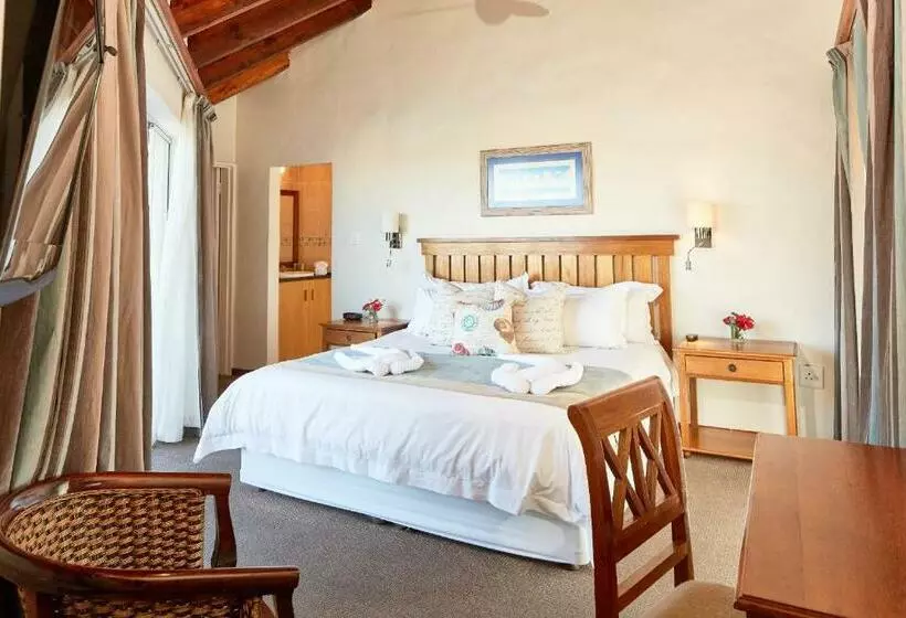 ツーベッドルーム　ヴィラ, First Group Port Owen Marina