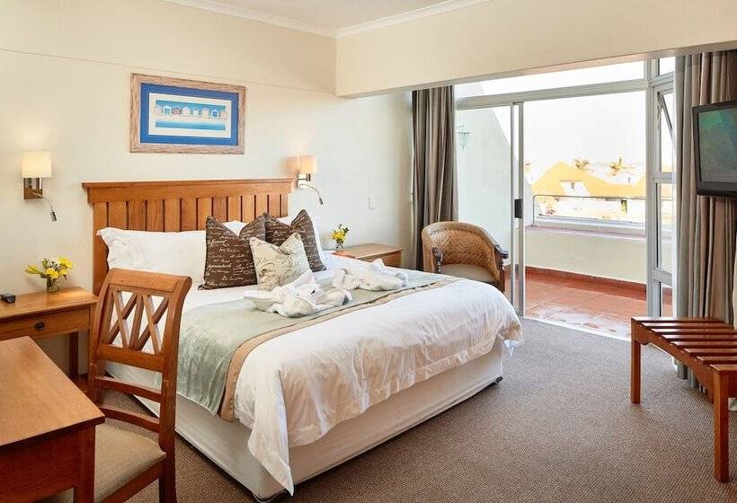 شقة غرفة واحدة, First Group Port Owen Marina