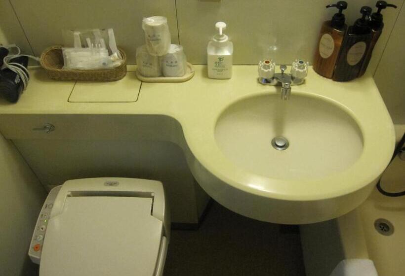 ダブルベッドのベーシックルーム, Asahikawa Toyo