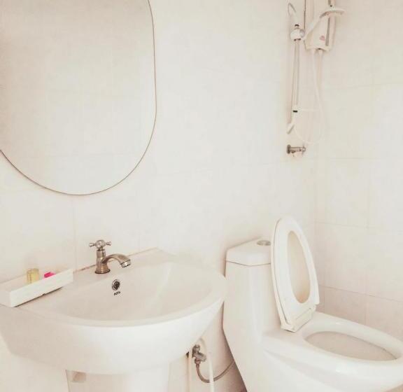 חדר סטנדרט לשלושה, Is Boutique Huahin